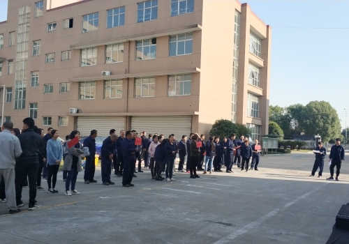 多圖圍觀,佑威新材料帶領員工以趣味運動會方式燃燒卡路里!超歡樂……
